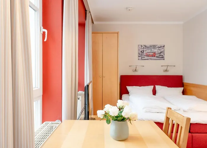 601, Seepark Apartment *