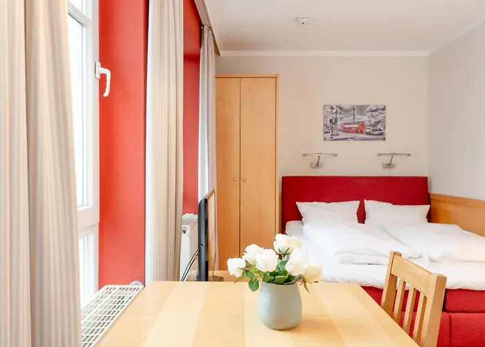 601, Seepark Apartment *